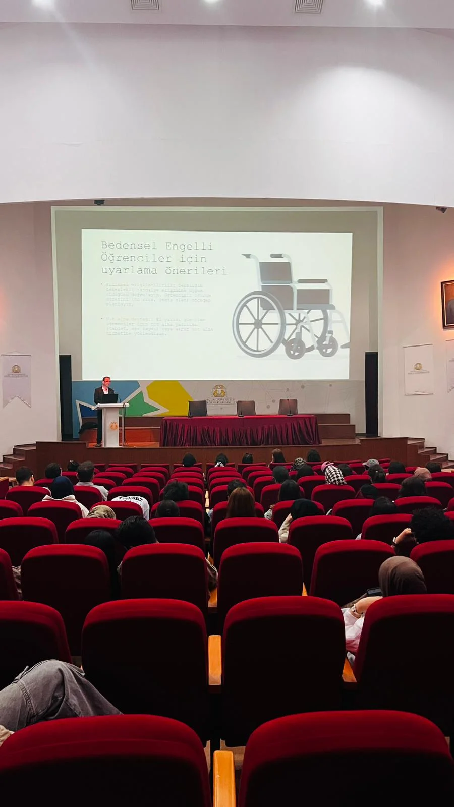 Güzel Sanatlar Fakültesi Öğrencilerine Yönelik Seminer Gerçekleştirildi